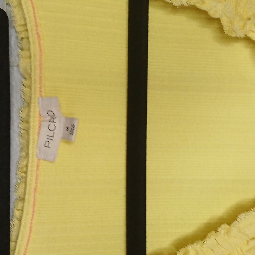 PILCRO Yellow Ruffled Sleeveless Top - Picture 3 of 12